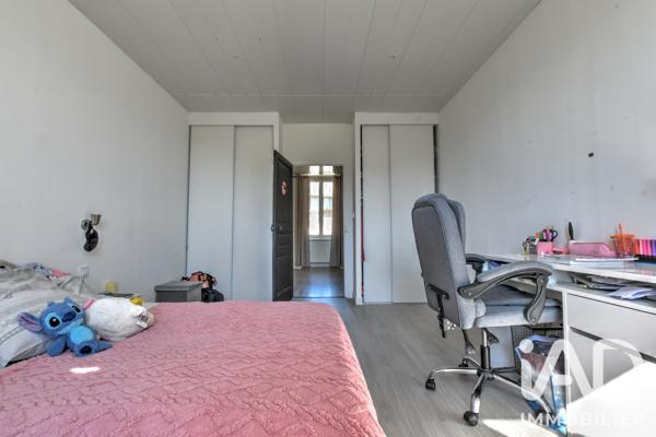 Maison à vendre 7 pièces 153 m² Le Palais-sur-Vienne