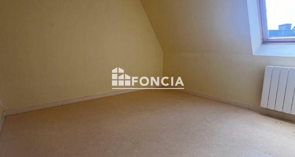 Location Appartement 4 pièces 74.25 m² - Le Lude 72800