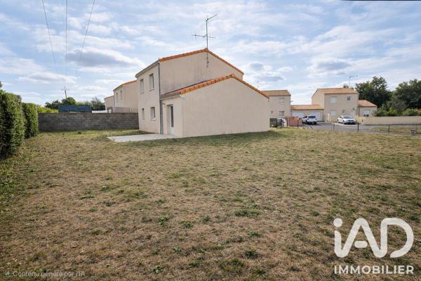 Maison à vendre 5 pièces 113 m² Chemillé-en-Anjou