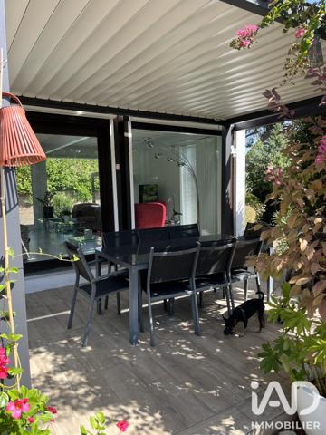 Maison à vendre 5 pièces 185 m² Mérignac