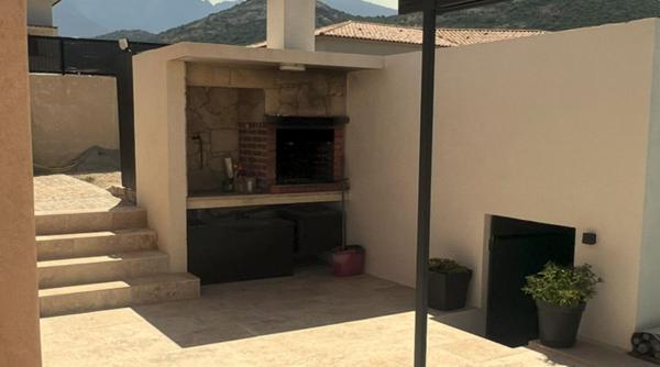 Villa  récente de 144m²  à Calenzana à vendre 649 500