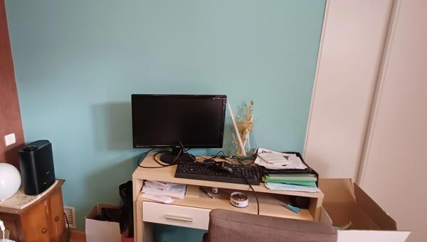 Maison à vendre 5 pièces +Sous sol sur terrain d'env 1200 m2 PETIT GIGET (16400)