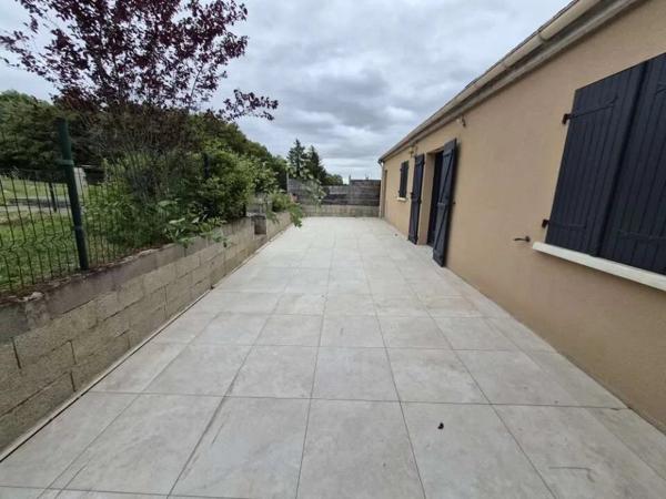 Vente                                                      Maison
                        
                     5 pièces                      140 m2                     à Le Pont-Chrétien-Chabenet