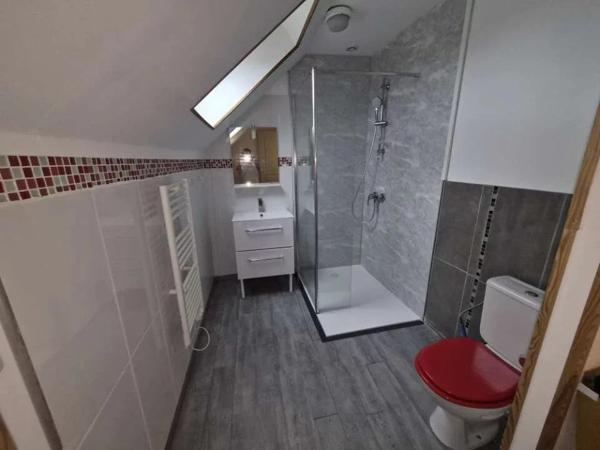 Vente                                                      Maison
                        
                     5 pièces                      140 m2                     à Le Pont-Chrétien-Chabenet