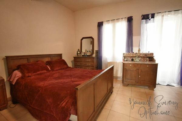 Maison de village 2 faces + terrasse à MONTNER (66)