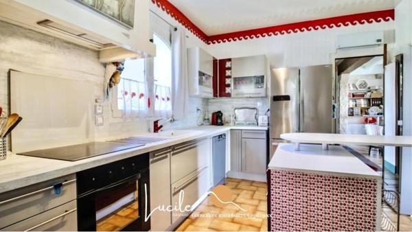 Maison basque avec vue panoramique sur les Pyrénées – Un véritable coup de cœur ! USTARITZ (64)