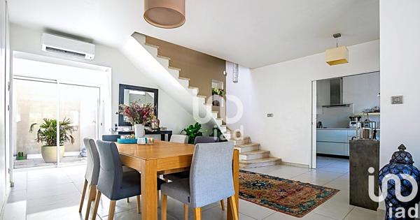 Maison à vendre 5 pièces 212 m² Marseille 8