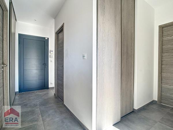 A louer Maison type 4 Marseille 13013 St Mitre Chateau Gombert terrasse jardin parkings