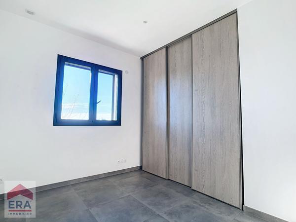 A louer Maison type 4 Marseille 13013 St Mitre Chateau Gombert terrasse jardin parkings