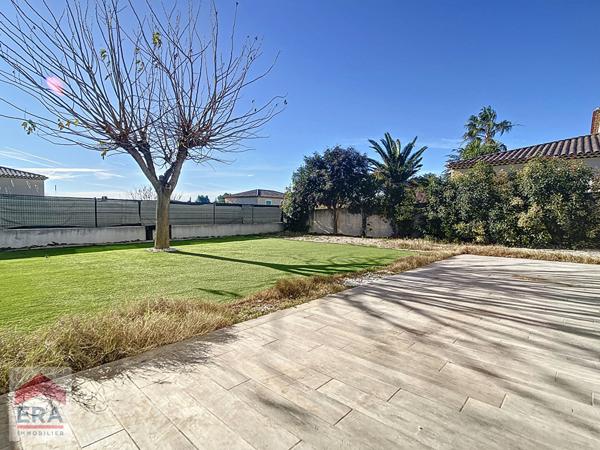 A louer Maison type 4 Marseille 13013 St Mitre Chateau Gombert terrasse jardin parkings