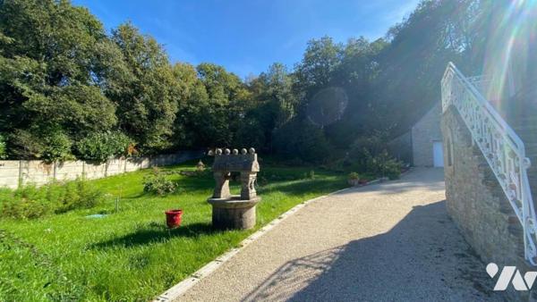 Moustoir Ac jolie longère bretonne  