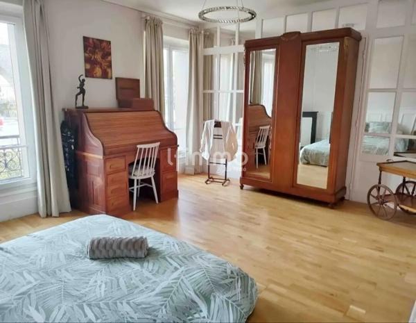 Maison 7 pièces -145 m² habitables - Terrain de 595 m²