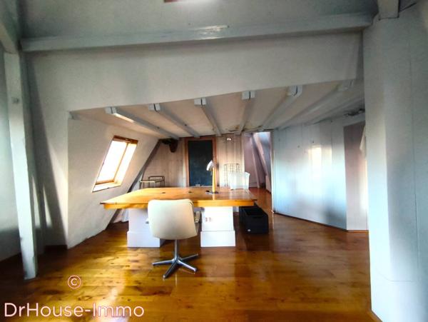 Château à vendre 12 pièces de 750 m²