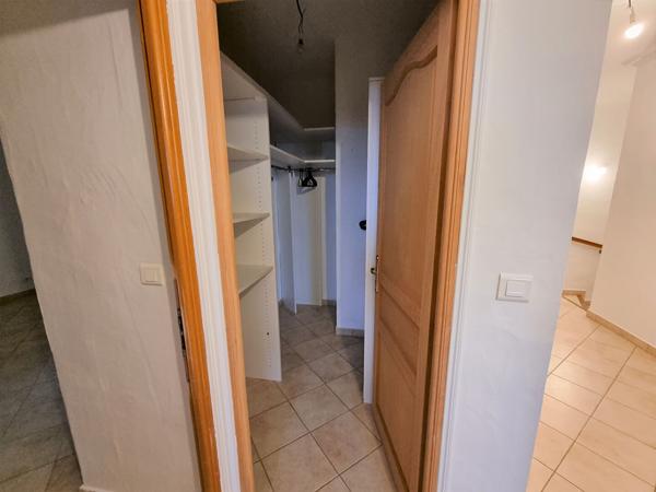 Maison 4 pièces 160.61 m2