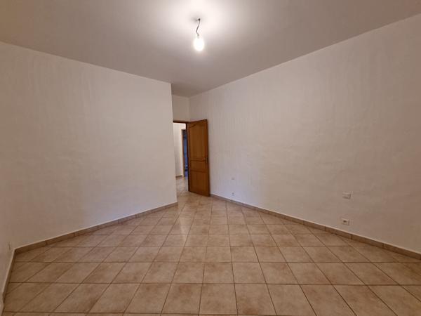 Maison 4 pièces 160.61 m2