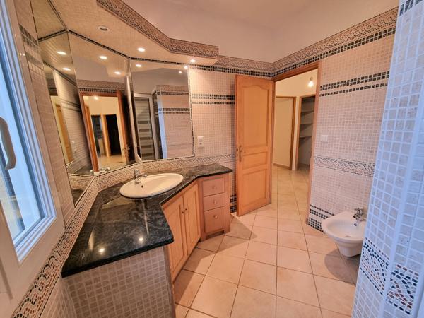 Maison 4 pièces 160.61 m2