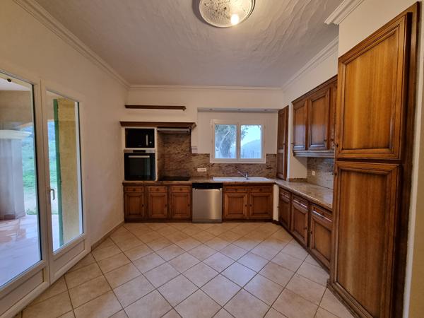 Maison 4 pièces 160.61 m2