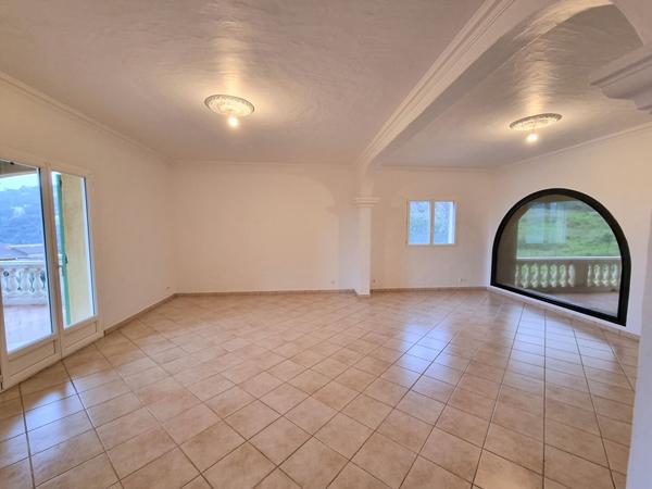 Maison 4 pièces 160.61 m2
