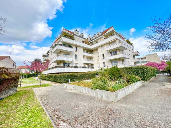 Appartement Massy 5 pièce(s) 103 m2 /À VENDRE / LOCAL PROFESSIONNEL / GRAND APPARTEMENT ? MASSY (91)