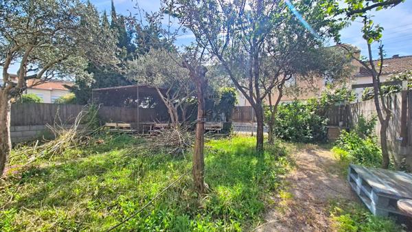 Cavaillon (84300) MAISON DE VILLE PROCHE DU CENTRE