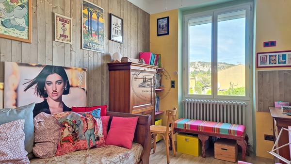 Cavaillon (84300) MAISON DE VILLE PROCHE DU CENTRE