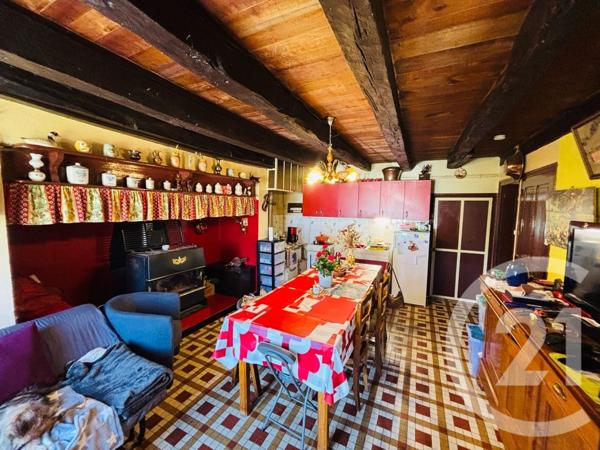 Maison à vendre  5 pièces - 94 m2 CARLAT - 15