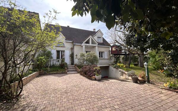 Maison à vendre    5 pièces •  Mennecy