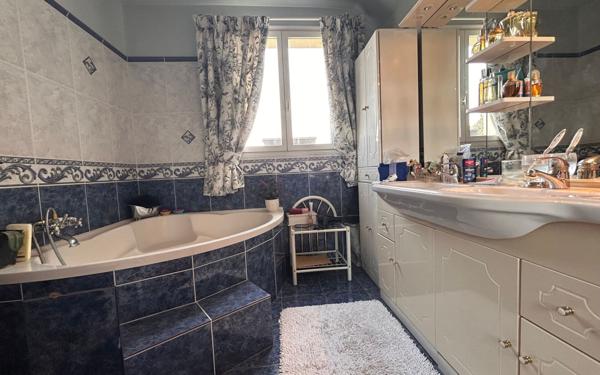 Maison à vendre    5 pièces •  Mennecy