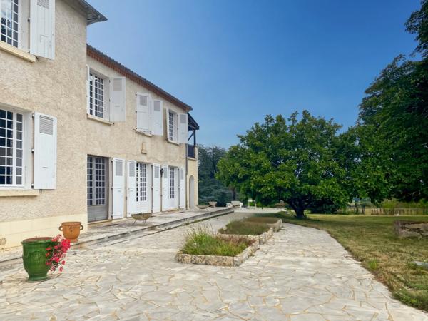 Maison à vendre 11 pièces MIELAN (32) - surface habitable 388 m2 - terrain 61 515 m2