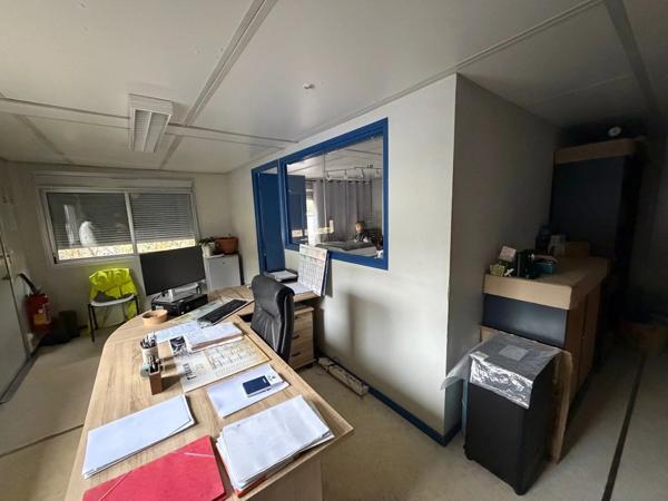 Location                                                      Immeuble
                        
                                         200 m2                     à Malemort-sur-Corrèze