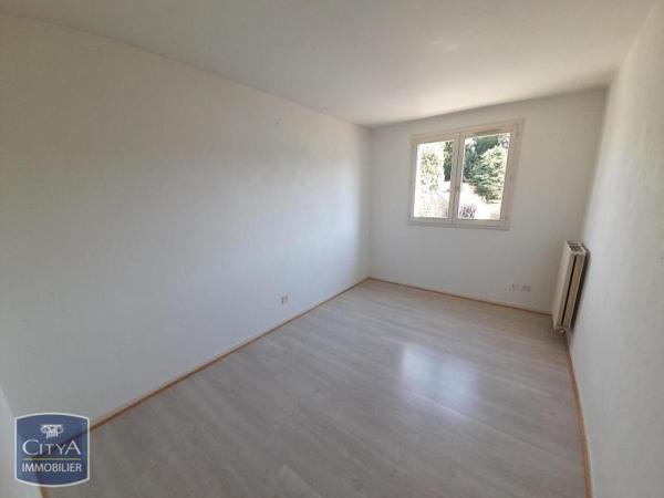 Appartement à louer 3 pièces 71.59m²