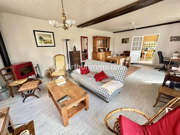 Vente                                                      Maison
                        
                     4 pièces                      99 m2                     à Annesse-Et-Beaulieu
