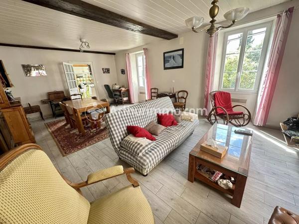Vente                                                      Maison
                        
                     4 pièces                      99 m2                     à Annesse-Et-Beaulieu