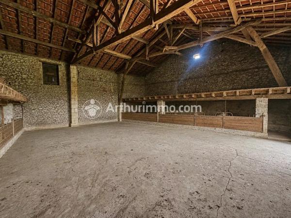 Vente                                                      Maison
                        
                     4 pièces                      99 m2                     à Annesse-Et-Beaulieu