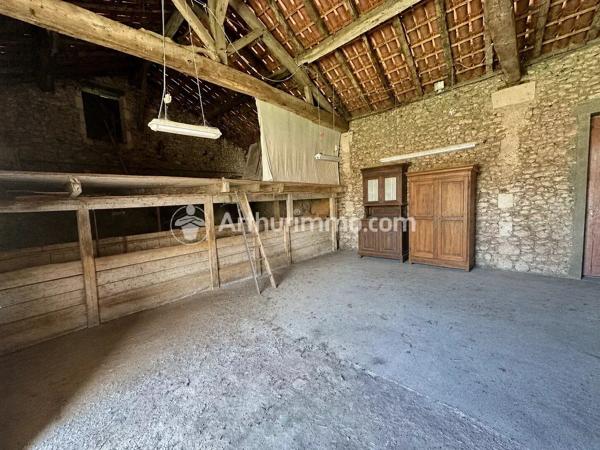 Vente                                                      Maison
                        
                     4 pièces                      99 m2                     à Annesse-Et-Beaulieu