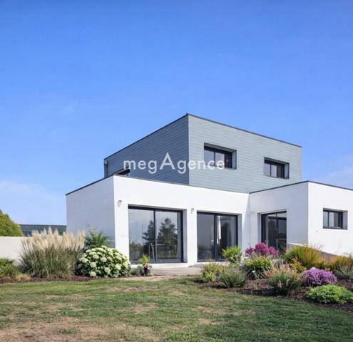 Maison à KERVIGNAC, 56700 - 7 pièces 130m²