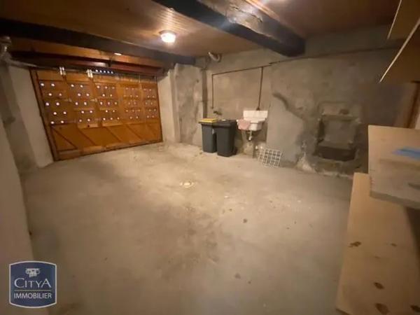 Maison à louer 5 pièces 169m² Clermont-Ferrand (63000)