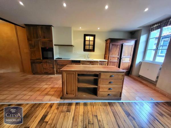 Maison à louer 5 pièces 169m² Clermont-Ferrand (63000)
