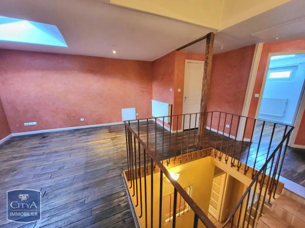 Maison à louer 5 pièces 169m² Clermont-Ferrand (63000)