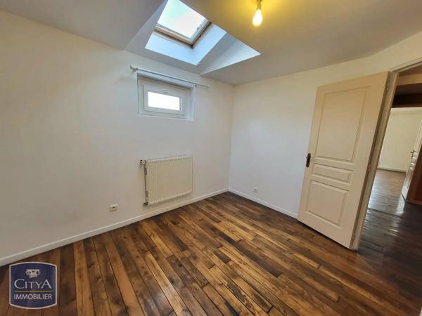 Maison à louer 5 pièces 169m² Clermont-Ferrand (63000)