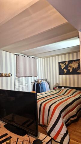 MEUDON. Grand studio de 36 m² proche commodités