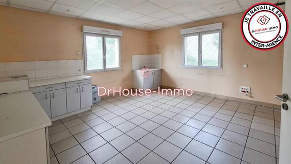 Bureau à vendre 5 pièces de 130 m²