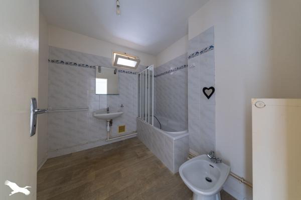 Appartement à vendre 161 250 € La Roche-sur-Yon 4 p 95 m² DPE C
