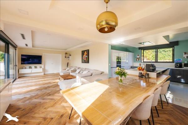 Maison à vendre |  Soisy-sous-Montmorency |  8 pièces | 280 m²