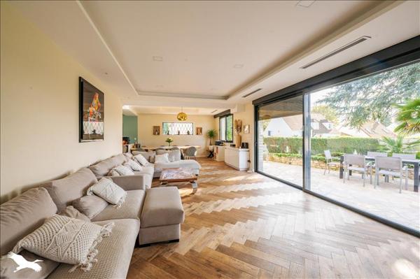 Maison à vendre |  Soisy-sous-Montmorency |  8 pièces | 280 m²