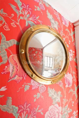 Maison de Charme et de Caractère de 353 m² - 9 Pièces - 6 Chambres sur parcelle de 662 m² - BELLAC 87300