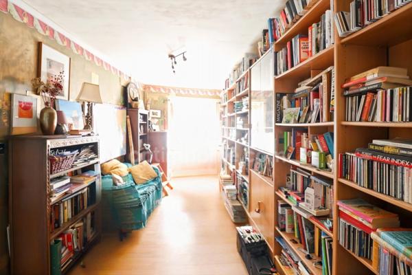 Maison de Charme et de Caractère de 353 m² - 9 Pièces - 6 Chambres sur parcelle de 662 m² - BELLAC 87300