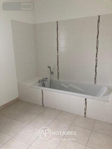 Maison à louer à Val-d'Izé en Ille-et-Vilaine (35450), ref : LM557-APNOTAIRES