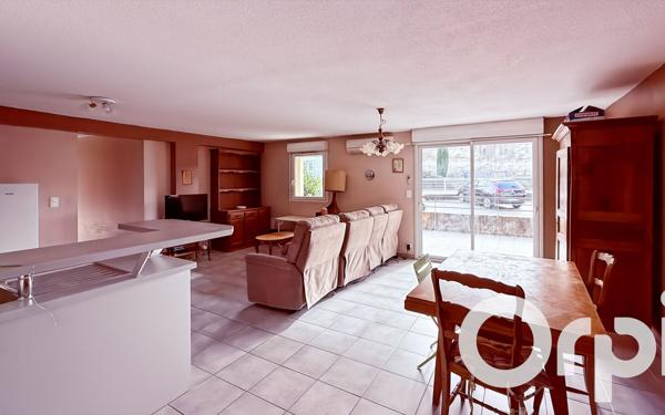 Appartement à vendre    3 pièces •  Bollène