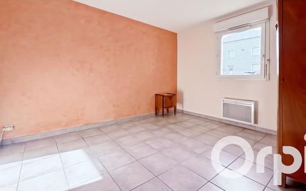 Appartement à vendre    3 pièces •  Bollène
